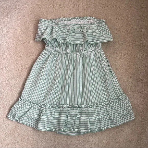 American Eagle Strapless Ruffle Dress - Picture 2 of 3